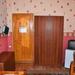 2-местный номер эконом с 2 односпальными кроватями