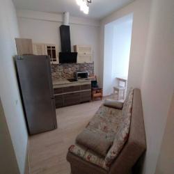 Фото Уютные апартаменты на улице Прапорщика Комарова 58