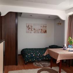 Фото Апартаменты на улице Серова 2