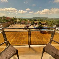 Фото Отель Империя гор