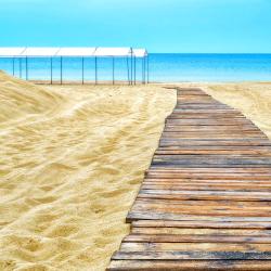 Фото Отель La Familia (Ля Фамилиа)