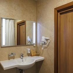 Central City Hotel Makhachkala (Централ Сити Отель Махачкала) — 84176adfa0ce3ae46f26075157e02069