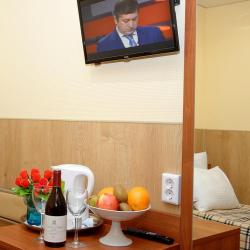 Номер эконом с 2 односпальными кроватями (без окна)