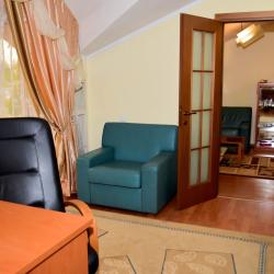 Номер люкс с 1 двуспальной кроватью (с завтраком)