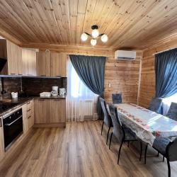 Фото Отель Коттедж Оранжерейка 166/1