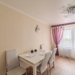 Фото Апартаменты на улице Суворова 151