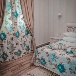Номер люкс премиум с 1 двуспальной кроватью