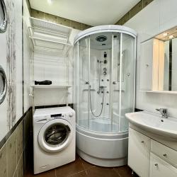 Фото Апартаменты на улице Курчатова 76