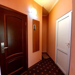 Комната стандарт с 2 односпальными кроватями и балконом №36