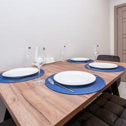 Фото Апартаменты рядом с Парком Галицкого на улице имени Жлобы 139