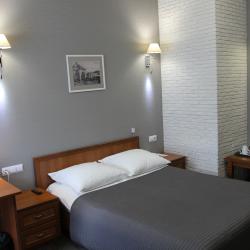 Номер стандарт с 1 двуспальной кроватью