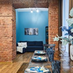 Фото Отель FlatStay Мойки 82| Трёшка у Исаакиевского собора в стиле Лофт, с просторной гостиной и 2-м ярусом