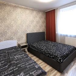 Фото Апартаменты на улице Новомосковской 4