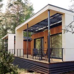 Коттедж улучшенный с общей террасой и видом на лес