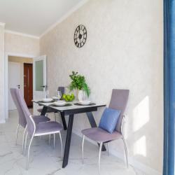 Фото Апартаменты на Чайковского 10