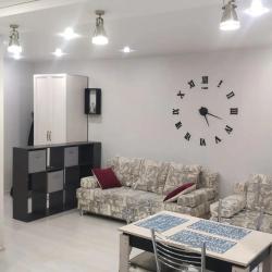 Фото Апартаменты Ap'hotel butterfly (Ап'хотел батерфлай) на улице 50 лет Октября 57Ак1