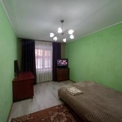 Фото Апартаменты на улице Тихонова 29/2