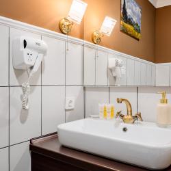 Номер стандарт с 1 двуспальной кроватью