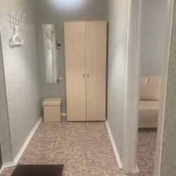 Фото Апартаменты на улице Орджоникидзе 30/1