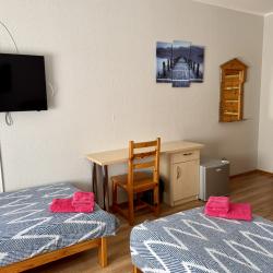 Комната в коттедже Чародеи 3 кровати (без балкона)