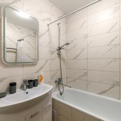 Фото Отель PrezentHaus (ПрезентХаус) на улице Карла Маркса 171