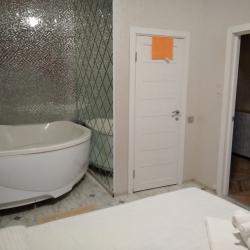 Номер стандарт с 1 двуспальной кроватью