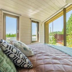 Коттедж улучшенный с 2 двуспальными и 1 двухъярусной кроватью