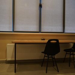 Кровать в 10-местном общем мужском номере №308