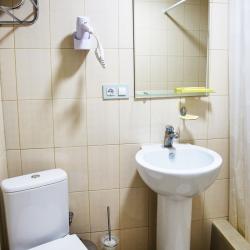 Номер стандарт с 1 двуспальной кроватью