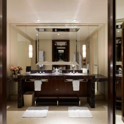 Люкс Four Seasons Executive