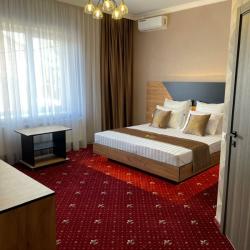 Номер комфорт с 1 двуспальной кроватью