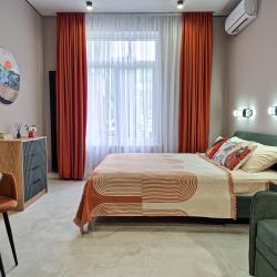 1-комнатные апартаменты студия Искры,88,к8