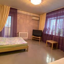 Фото Апартаменты на улице Островского 56