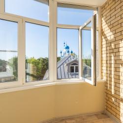 Фото Отель Quiet Hause (Квайт Хаус) на улице Карла Маркса