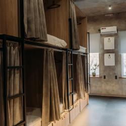 Фото Wellhome Hostel (Вэллхоум Хостел)