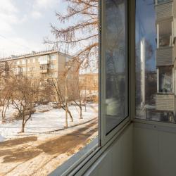 Фото Апартаменты Домино на улице Комарова 7