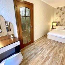 Фото Home Hotel (Хоум Отель) на Обручева 18