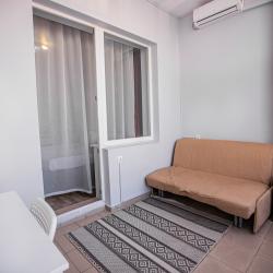 8-местные апартаменты люкс Сочи, ул. 65 лет Победы 67 с 2 односпальными кроватями