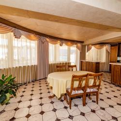 Yacht Club Yalta (Яхт-клуб Ялта) — 87cc1dc3ae816ac1bd5c16ab9a3ccc87