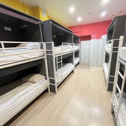 Кровать в общем номере