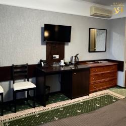 Номер стандарт с видом на озеро с 1 двуспальной кроватью (Alira Palace)
