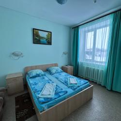 Номер стандарт улучшенный с 1 двуспальной кроватью