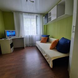 Фото Апартаменты на улице Евгения Золотухина 8