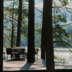 Дом с видом на реку Катунь