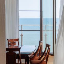 Фото Апартаменты на улице М. Халилова 38