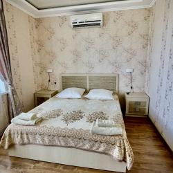 Номер комфорт с 1 двуспальной кроватью и балконом