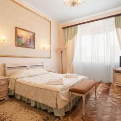 Номер делюкс с 1 двуспальной кроватью