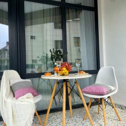 Апартаменты студия гостиничный комплекс Радуга 10И