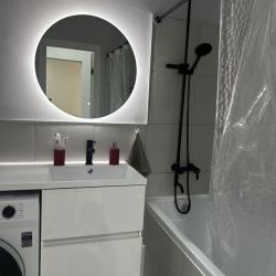 Фото Апартаменты на Трудовом переулке, 28А