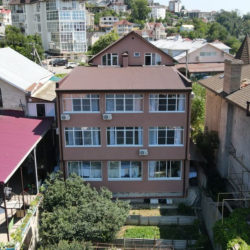 Номер стандарт с 1 двуспальной кроватью